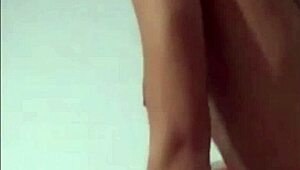 Hej, fick de här PVC-trosorna bara för dig, vill du se?