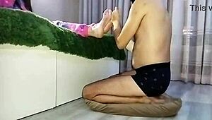 Relaxing Foot Massage Before Bedtime