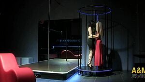 en el club, ¿estas dos bellezas se calientan igual?