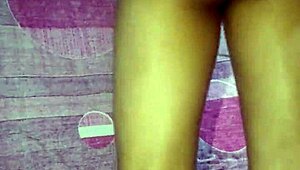 Indian cute girl intensely fingers her wet pussy in steamy masturbation session