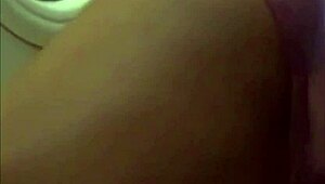 Hej, fick de här PVC-trosorna bara för dig, vill du se?