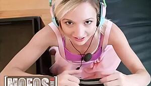 Blonde Babe Eliza Jane Fucked Hard During Gaming - Mofos