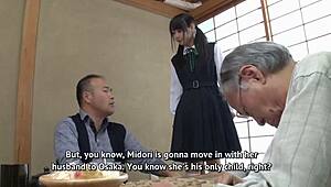 老男人带年轻18+女儿在父亲面前