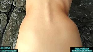 Wet Fuck on Public Beach, Cumshot Without Hands 😏