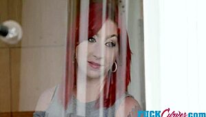 Tessa Faye na pieska petite nastolatka kowbojka doggy z wytryskiem