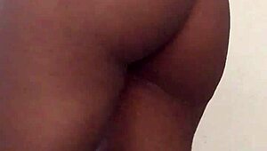 Black woman sends nude video to tinder match