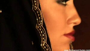 hey, it's me, your bollywood girl nude, dancing just for you tonight.