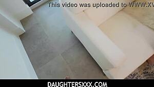 Brunette Teen Fiona Frost RAYU Step Dad dalam POV