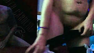 sexy shaved cam-girl nikki lixxx begs for wet pussy fucking with hard cock