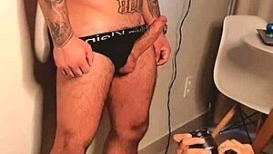 Photographer sucks and fucks me after photos