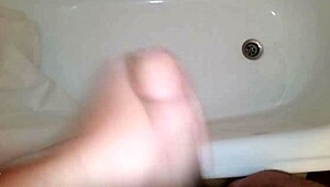 Lørdag med porno med onani og stor kuk del 3