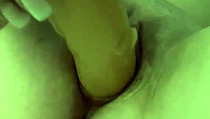 wetmom38, you gonna squirt again with that dildo?