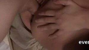 Revček pusti frenda jebat svojo punco za denar 😈