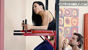 Canela Skin, latină amatoare, se ia tare 😍