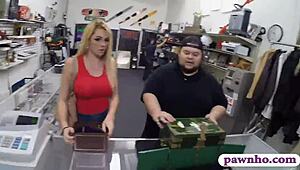 Babe got pounded hard by pawn dude for tiara cash! 😜