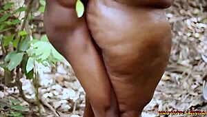 African beauties indulge in hardcore sex with their driver