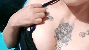 Brunette peruvian teen webcam girl shows big ass on stream