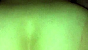 Girl Enjoys Intense Buttplug Ride With Vibrations