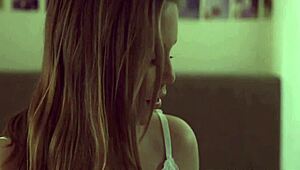 stunning solo girl masturbates with toys in a wet sexy play!