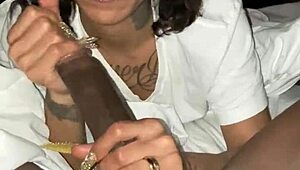 strawberry blows druffbandit in exclusive hot session