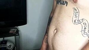 i'm givin a blowjob to this cute teen 18+