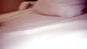 वाओ, स्टनिंग बेब देती है एपिक टिट्टी फक और फेशियल!