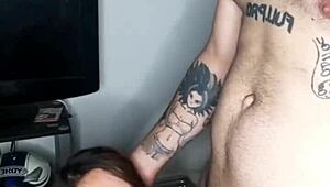 i'm givin a blowjob to this cute teen 18+