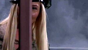 Police babe, wanna get double drilled in a hot threesome?