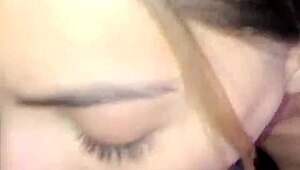 i invitd my petite frend to the cinma and endd up creampieing her skinny pusy