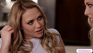 Stepmom Lets Stepdaughter Trib On Leg!