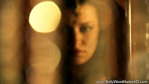 Asian MILF Excels in Seductive Teasing Skills