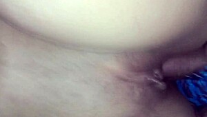 I enter the mature room for sex, then find her employee for more