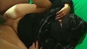 uhh, indian muslim aunty gettin fucked by boyfriend mms