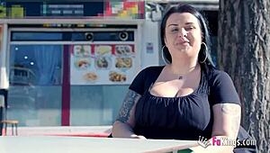 We Couldn't Ignore Busty Sandra's Amazing Tits on Her Stunning Return