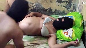 Hey, pregnant sister-in-law, why are you satisfying the neighbor's husband like this?
