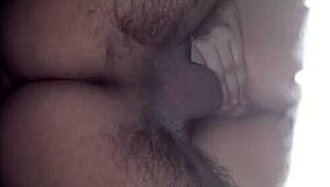 Bangioooo group engages in anal sex with farting sounds.