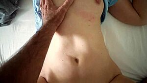 Sexo matutino en hotel después de fiesta, creampie otra vez! 😍