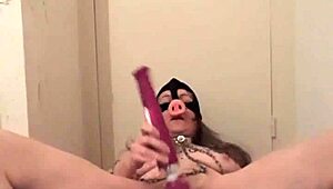 watch the french slave f indulge in a solo session on december 8, 2022