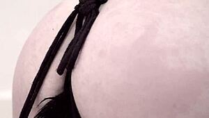 bdsm shemale in latex outfit