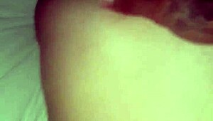 Amateur couple gets married and starts making homemade porn