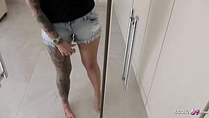 Deutsche amateurin Tight Tini shares kinky foot fetish dirty talk guide