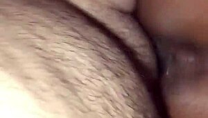 La mia side chick ebony mi becca a filmare figata interrazziale, sculacciate e anal con culo al vento