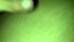 big butt latina gf squirts while taking both holes