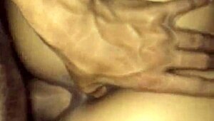 big butt latina gf squirts while taking both holes