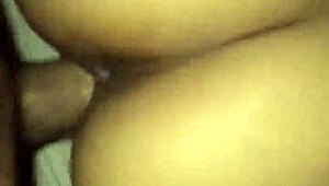 big butt latina gf squirts while taking both holes