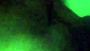 pareja ebony comparte momentos íntimos calientes