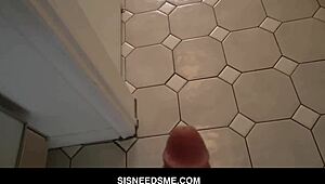 i'm horny for my petite stepsis izzy lush fucking me in the kitchen