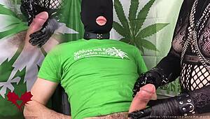 Amateur 420 goth MILF gives close-up handjob with penis pump and latex gloves