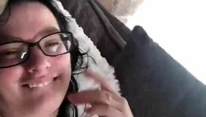 Mama uloga sa mokrim solo prstićima u POV-u