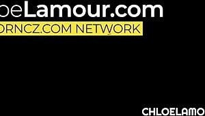 Playing a short game with my sweet pussy 😏